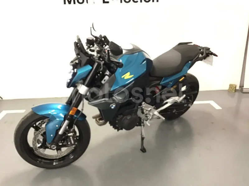 BMW F 900 R - Vista 3