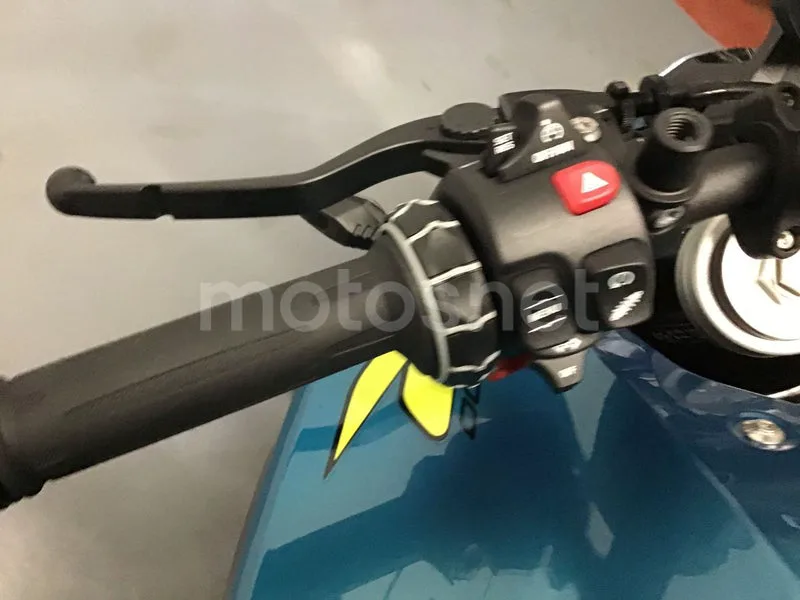 BMW F 900 R - Vista 8