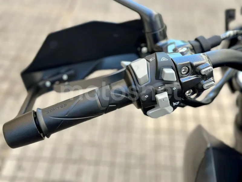 Zontes 125 Z2 - Vista 21