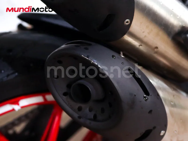 Ducati Monster - Vista 17