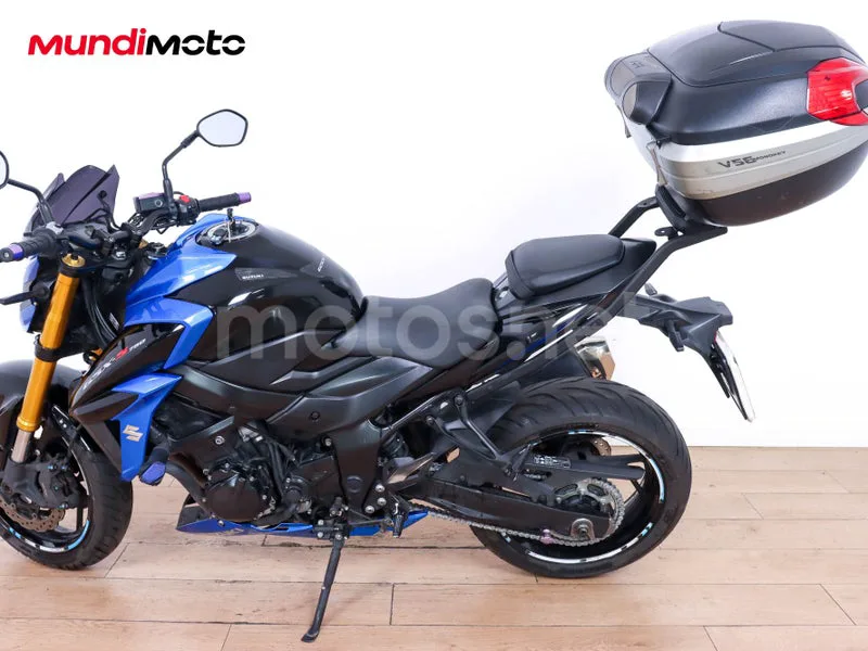 Suzuki GSX-S750 - Vista 6