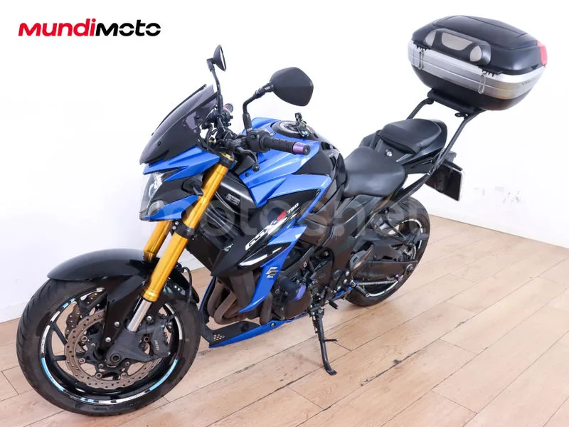 Suzuki GSX-S750 - Vista 7