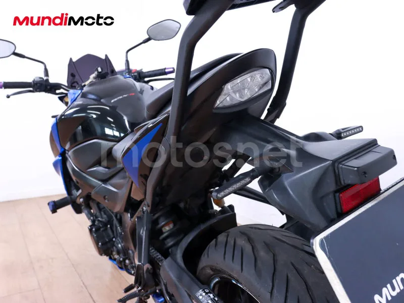 Suzuki GSX-S750 - Vista 9
