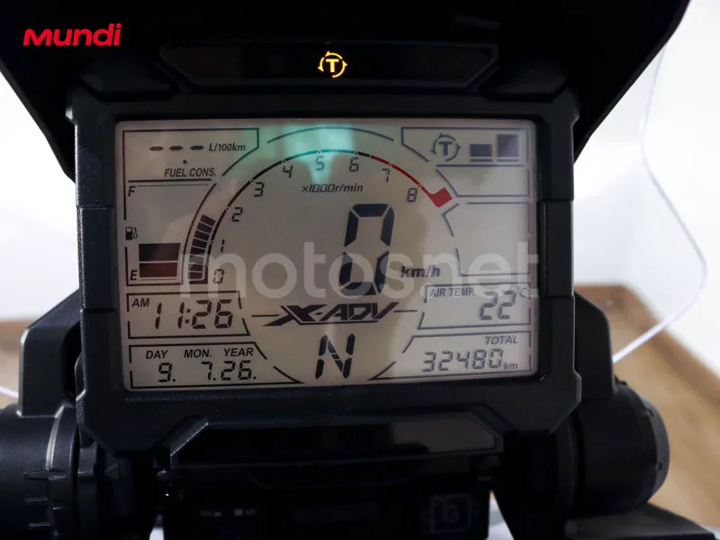 Honda X-ADV - Vista 12