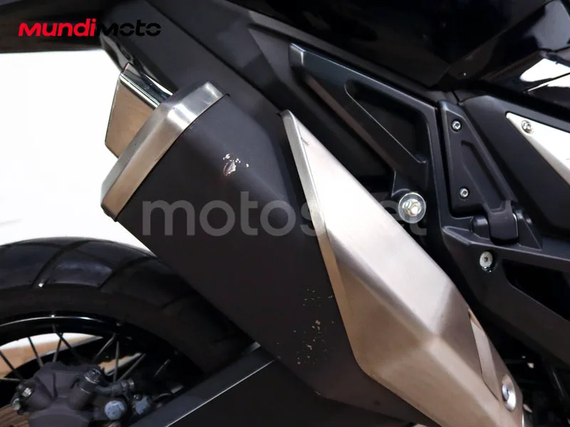 Honda X-ADV - Vista 15