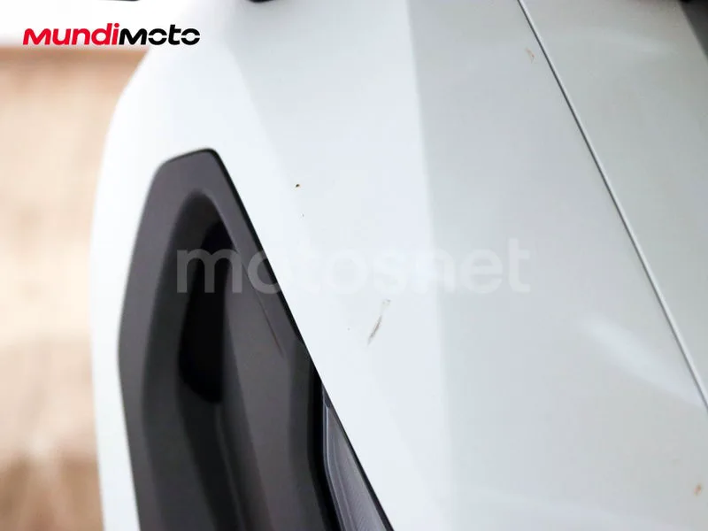 Honda X-ADV - Vista 28