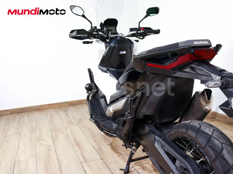 Honda X-ADV - Vista 9