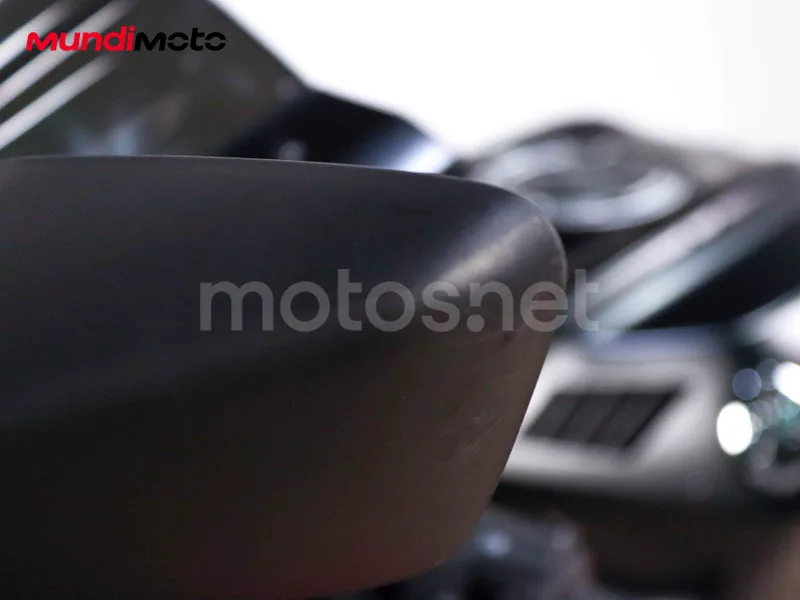 Yamaha YZF-R125 - Vista 20