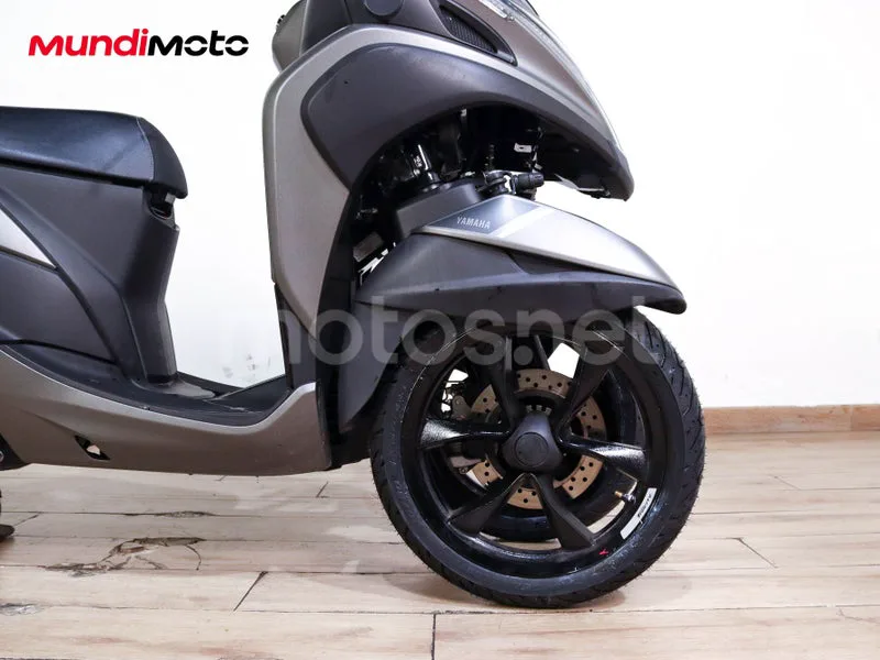 Yamaha Tricity 125 - Vista 35