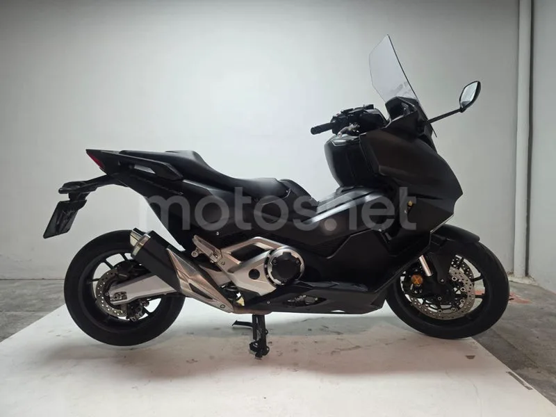 Honda Forza 750 8791 € 2023 Barcelona - 1