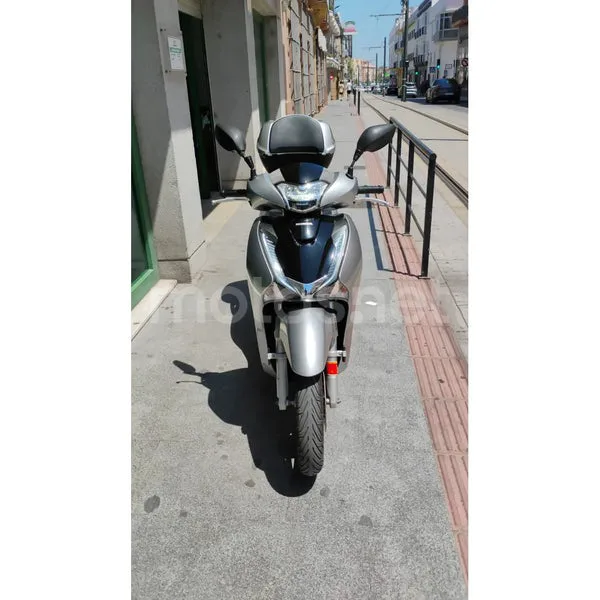 Honda SH125i 2799 € 2019 Cádiz - 2