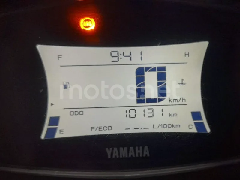 Yamaha NMAX - Vista 3