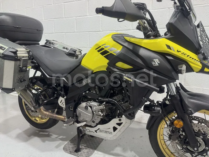 Suzuki V-Strom 650XT - Vista 16
