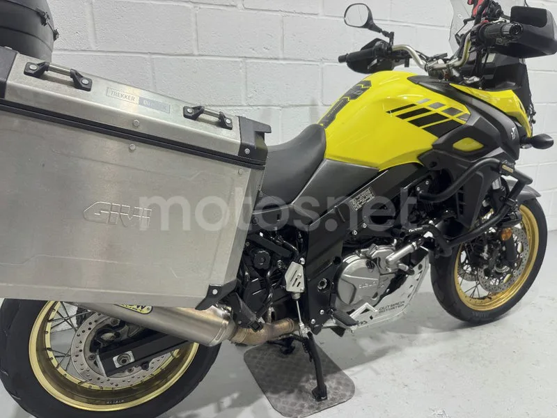 Suzuki V-Strom 650XT - Vista 17