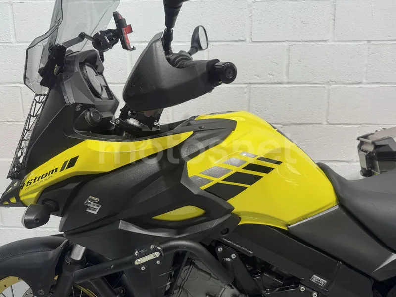 Suzuki V-Strom 650XT - Vista 22