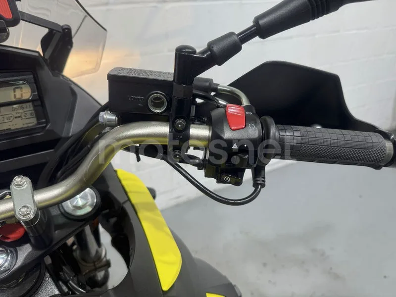 Suzuki V-Strom 650XT - Vista 28