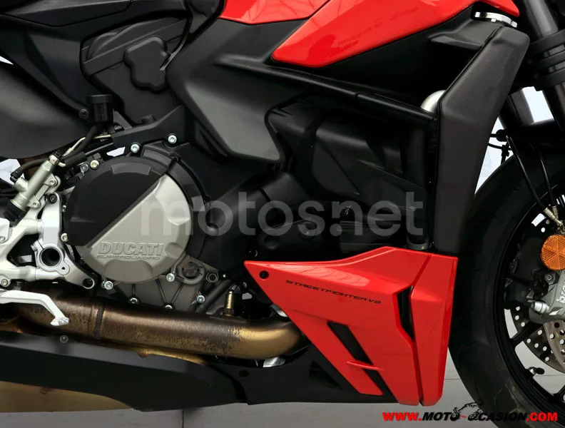 Ducati Streetfighter V2 - Vista 5