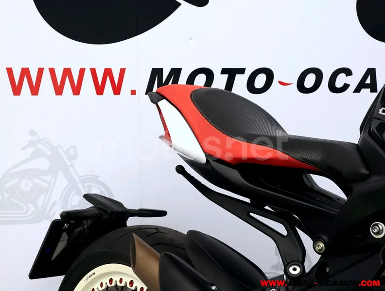 MV Agusta Brutale 800 - Vista 11