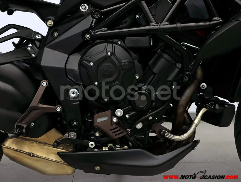 MV Agusta Brutale 800 - Vista 5