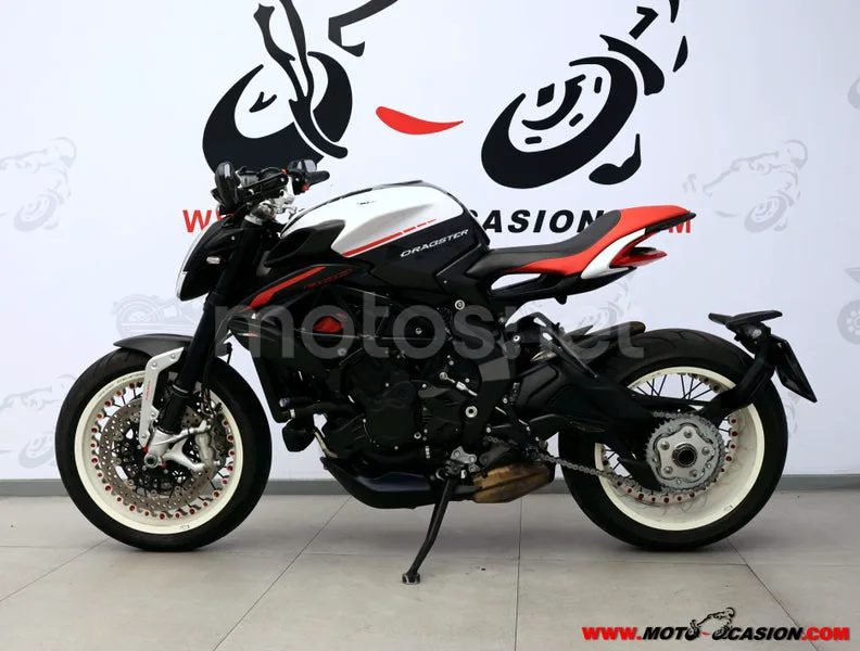 MV Agusta Brutale 800 - Vista 7