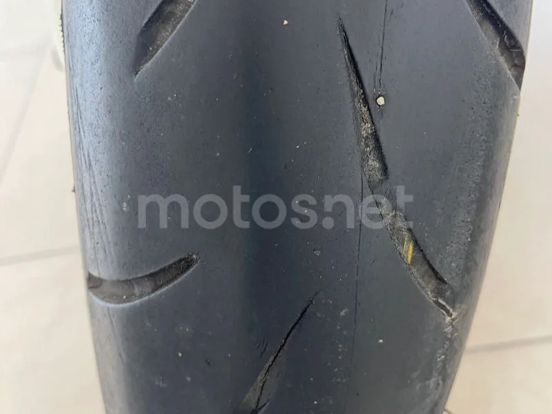 Suzuki GSX-R600 - Vista 18