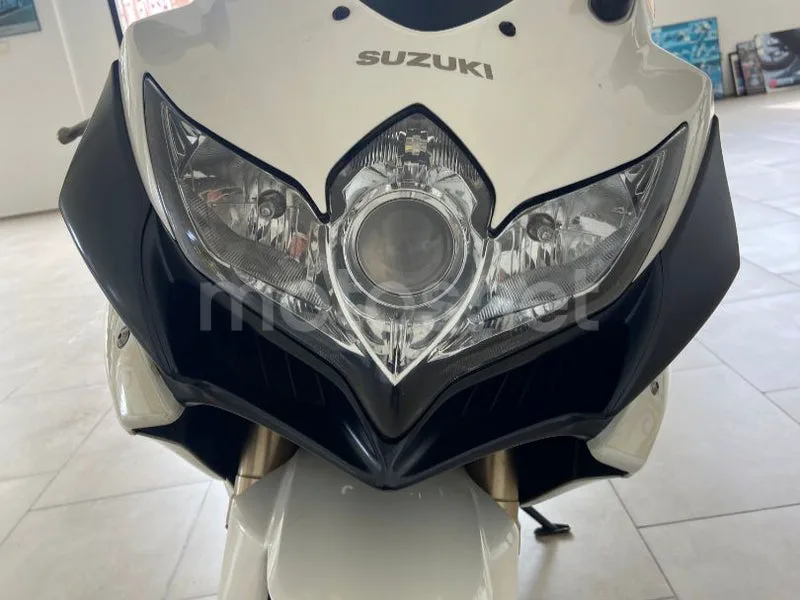 Suzuki GSX-R600 - Vista 3