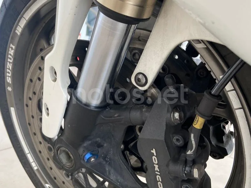 Suzuki GSX-R600 - Vista 22