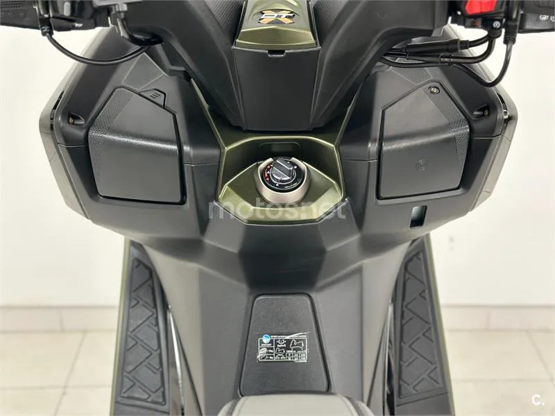 Kymco DTX 350 - Vista 8