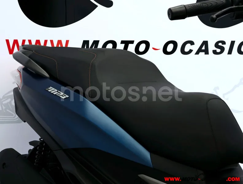 Piaggio MP3 530 Exclusive - Vista 11