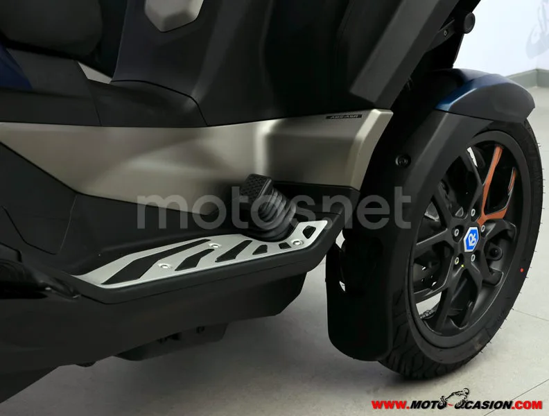 Piaggio MP3 530 Exclusive - Vista 5