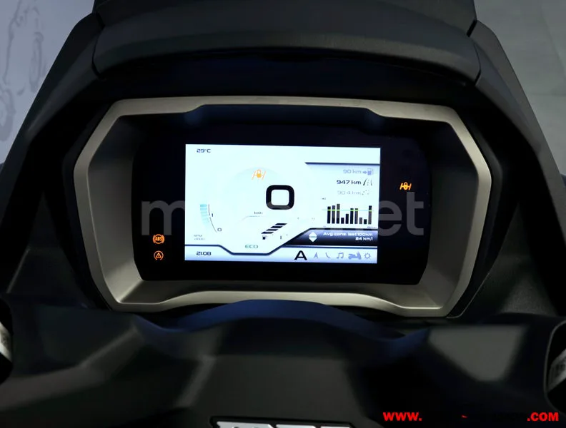 Piaggio MP3 530 Exclusive - Vista 6
