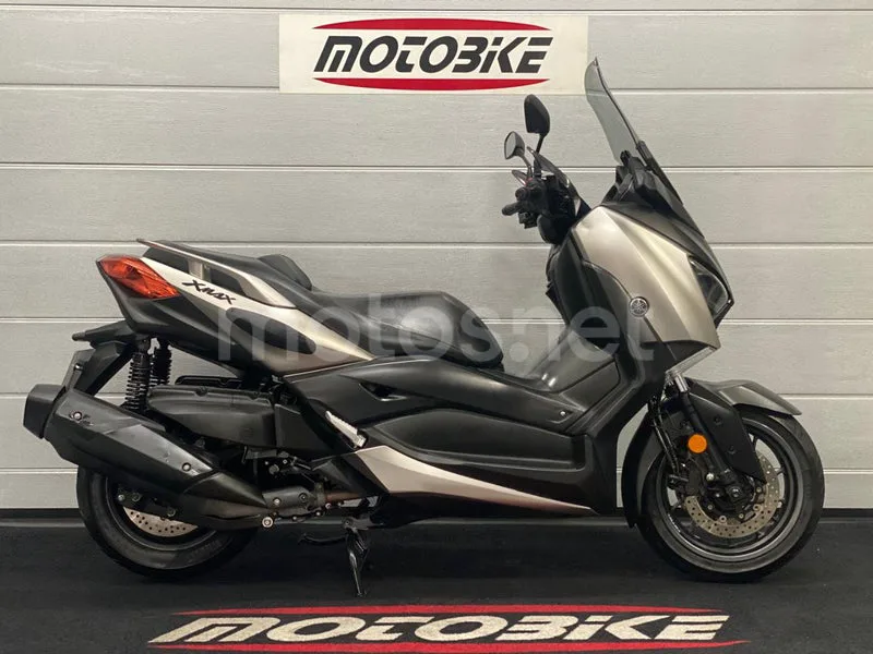Yamaha XMAX 400 3450 € 2018 Tarragona - 1