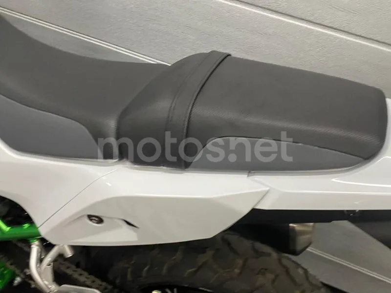 Kawasaki KLE500 - Vista 14