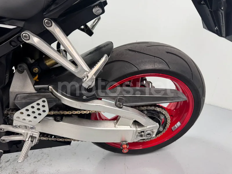 Honda CBR1000RR Fireblade - Vista 18