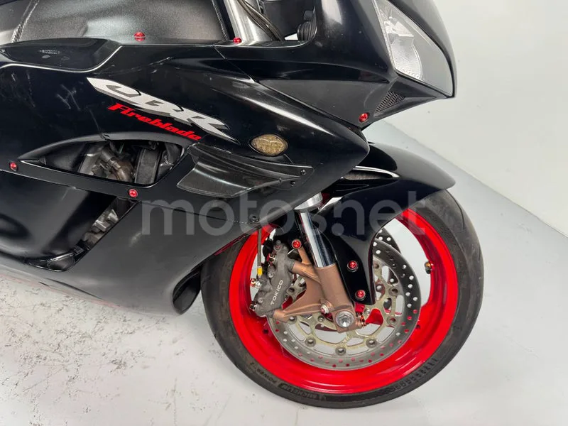 Honda CBR1000RR Fireblade - Vista 4