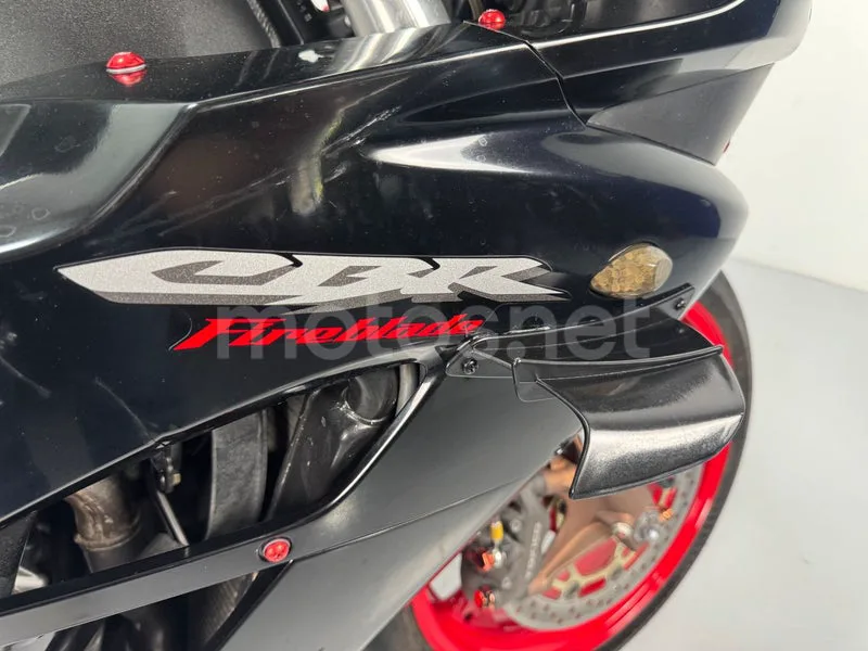 Honda CBR1000RR Fireblade - Vista 10