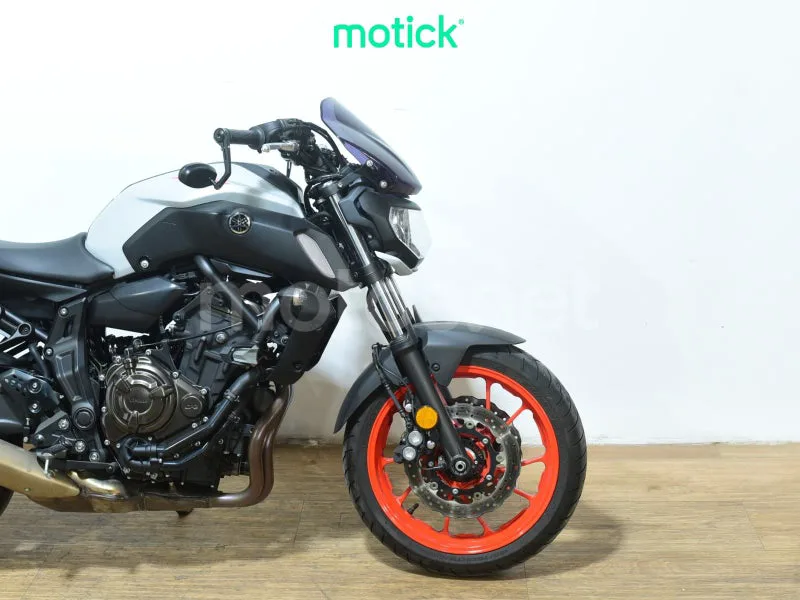 Yamaha MT-07 - Vista 4