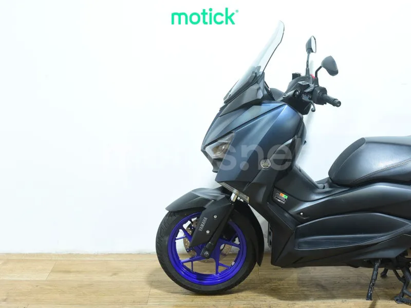 Yamaha XMAX 300 - Vista 8