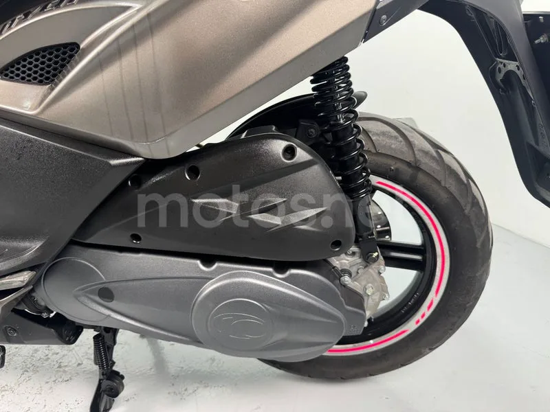 Kymco Agility City 125 - Vista 6