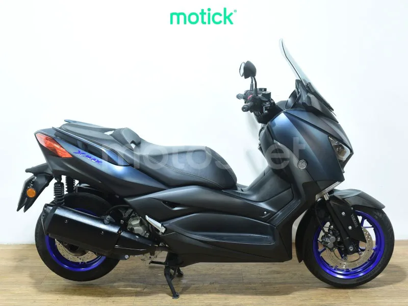 Yamaha XMAX 300 4180 € 2022 Sevilla - 2