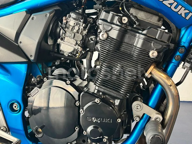 Suzuki Bandit 650 - Vista 12