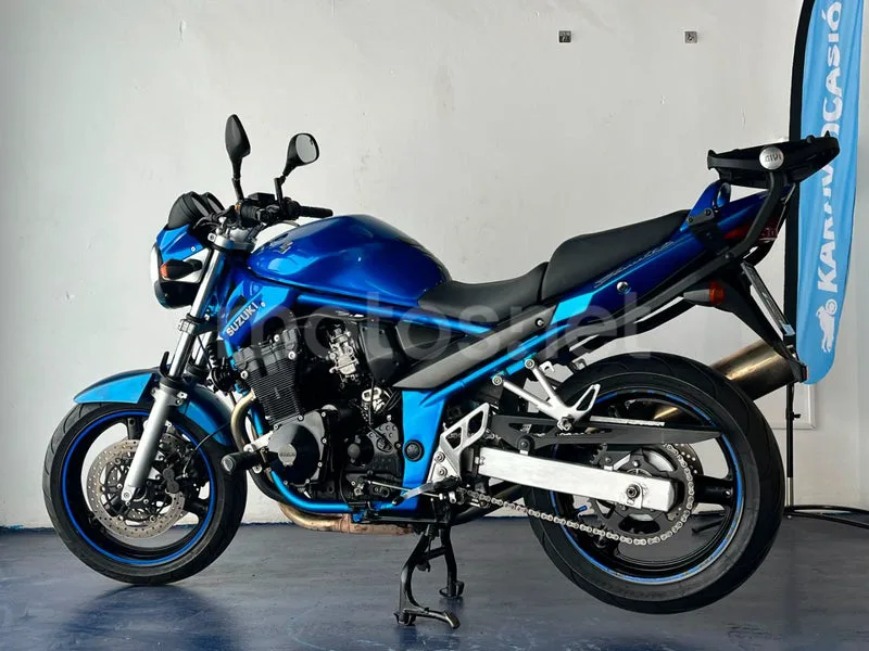 Suzuki Bandit 650 - Vista 4