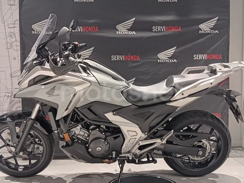 Honda NC750X - Vista 3