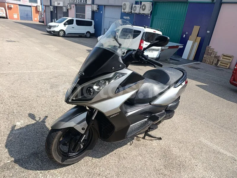 Kymco Super Dink 125 - Vista 3