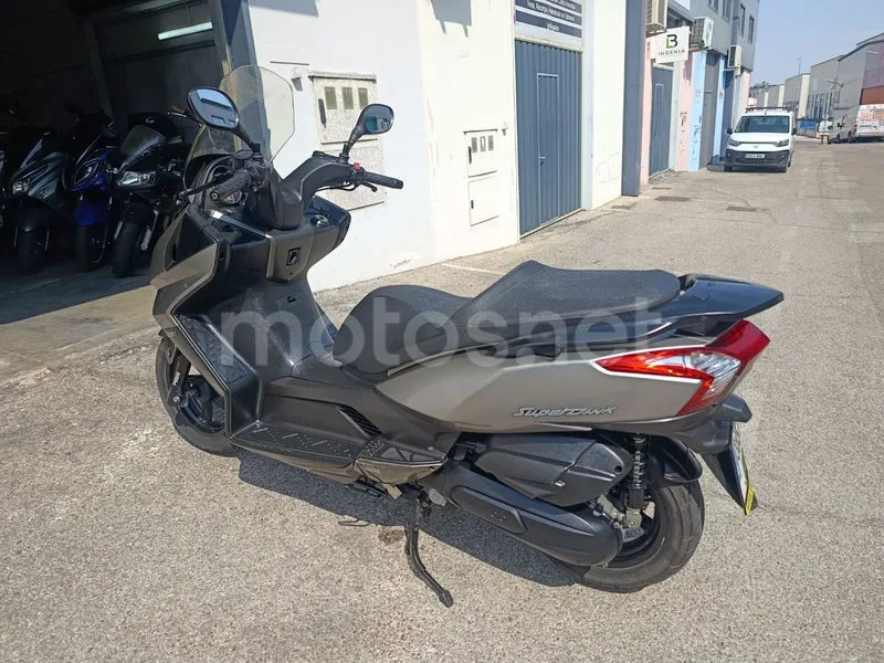Kymco Super Dink 125 - Vista 5