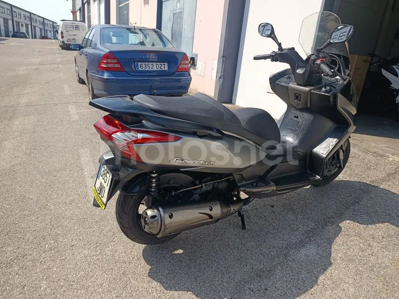 Kymco Super Dink 125 - Vista 10