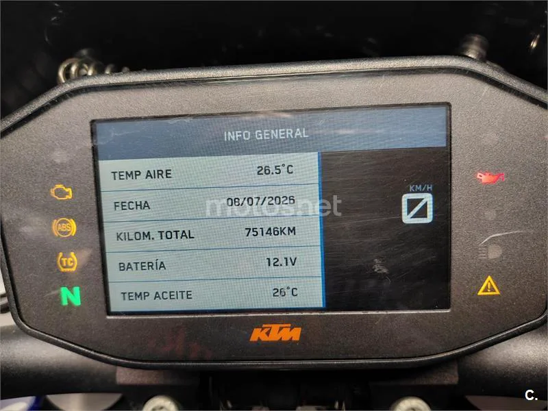 KTM 1290 Super Duke R - Vista 11