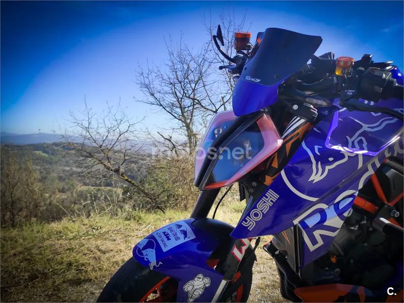 KTM 1290 Super Duke R - Vista 5