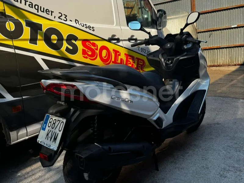 Kymco Grand Dink 300 - Vista 4