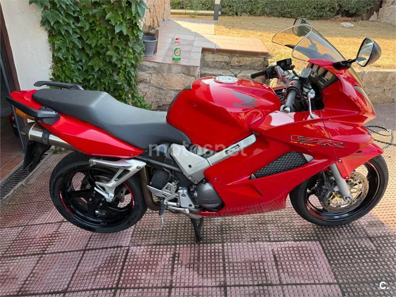 Honda VFR800F - Vista 4